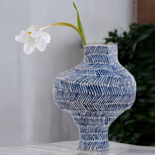 大丹陶瓷手绘青花瓶花器简约餐厅居家个性 客厅北欧家居插花摆件