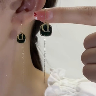 气质耳饰品 潮高级时尚 轻奢小众设计感字母D耳环女耳线2022年新款