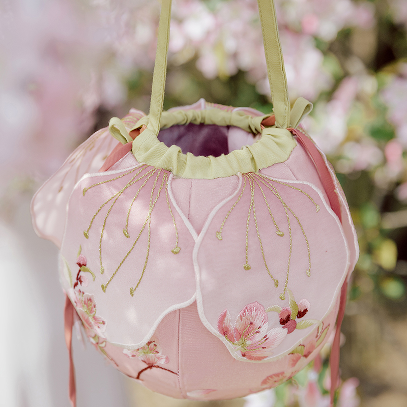 瞳莞汉服小包包原创设计桃花上上签荷包绣花手提包球形灯笼包春季