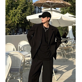 黑色休闲西装 高级感西服美式 潮流韩版 宽松小众设计垫肩外套 男款