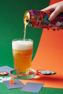 500ml 荷兰原装 低度酒 24罐 进口 荷兰艺术家珍藏版 桃乐丝白啤酒