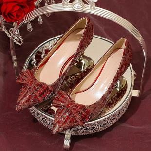 2023年新款 中式 3cm低跟蝴蝶结高跟鞋 红色婚鞋 女细跟水晶鞋 新娘鞋