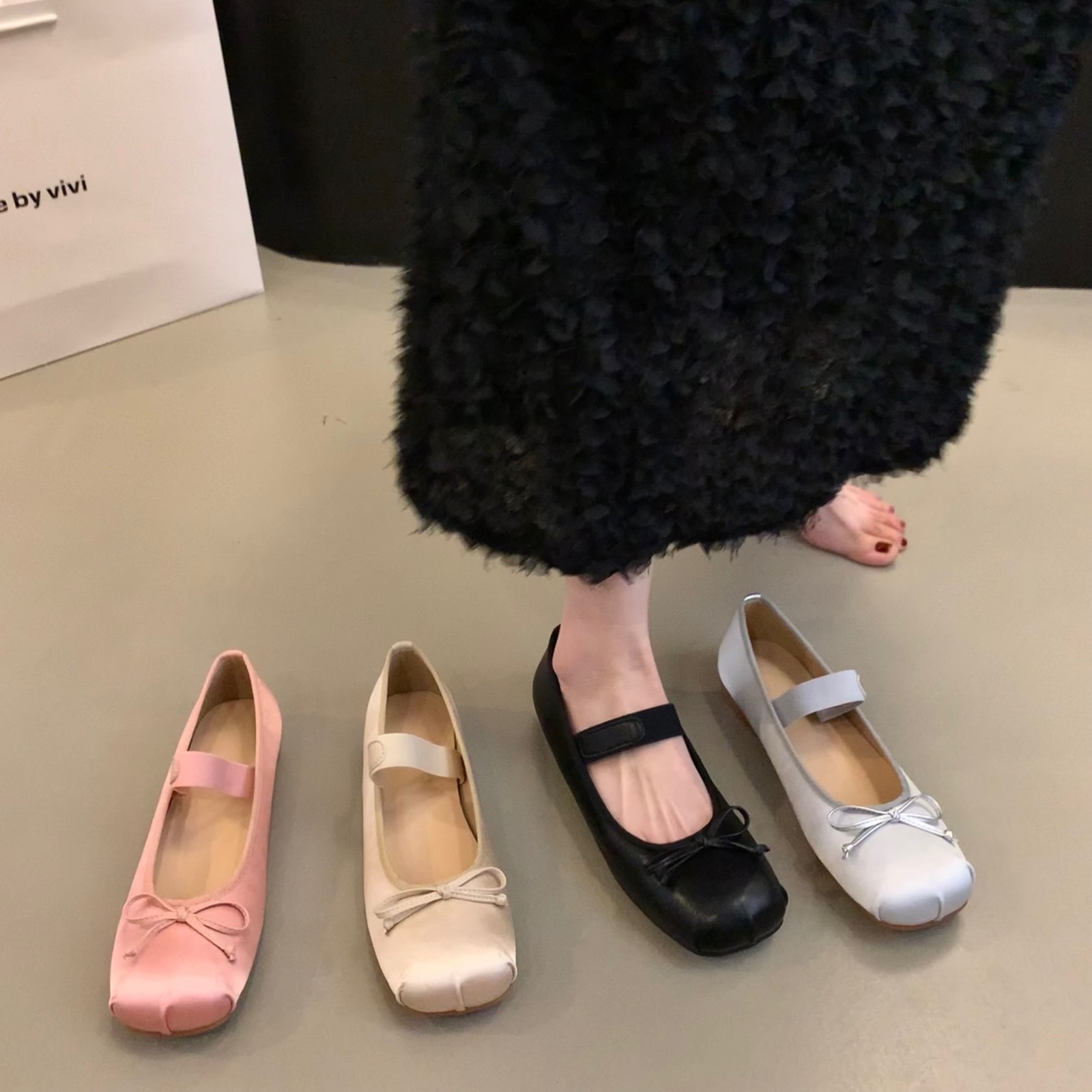 平底粉色芭蕾舞单鞋 防滑缎面银色玛丽珍鞋 新款 女 仙女风2023年秋季