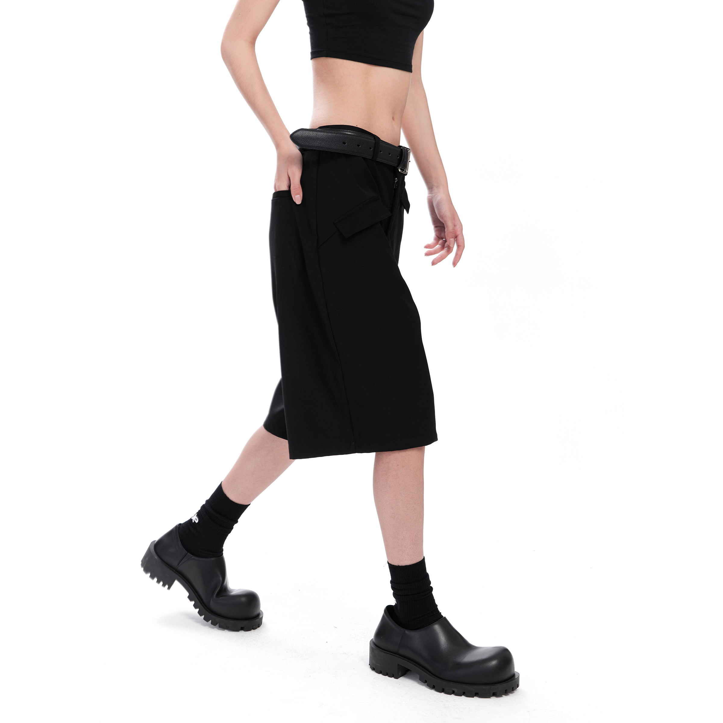 ESAT 23SS黑色基础宽松不对称口袋西裤 六分短裤