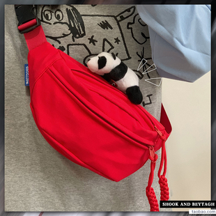 红色休闲斜挎包男士 工装 胸包学生运动单肩包潮牌情侣款 腰包潮 个性