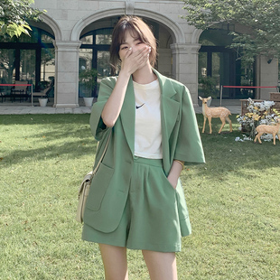 短裤 两件套 绿色休闲西装 2024新款 套装 小个子高级感时尚 薄款 女夏季