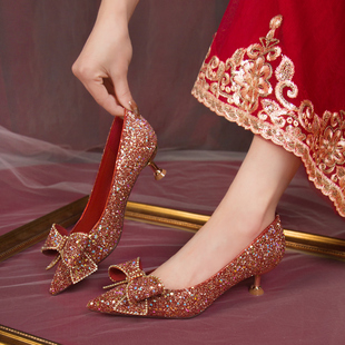 女2024年新款 红色法式 夏季 婚鞋 3cm低跟秀禾婚纱两穿水晶鞋 新娘鞋