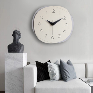 表 钟表时钟静音免打孔轻奢客厅挂墙时尚 创意简约家用挂钟艺术个性