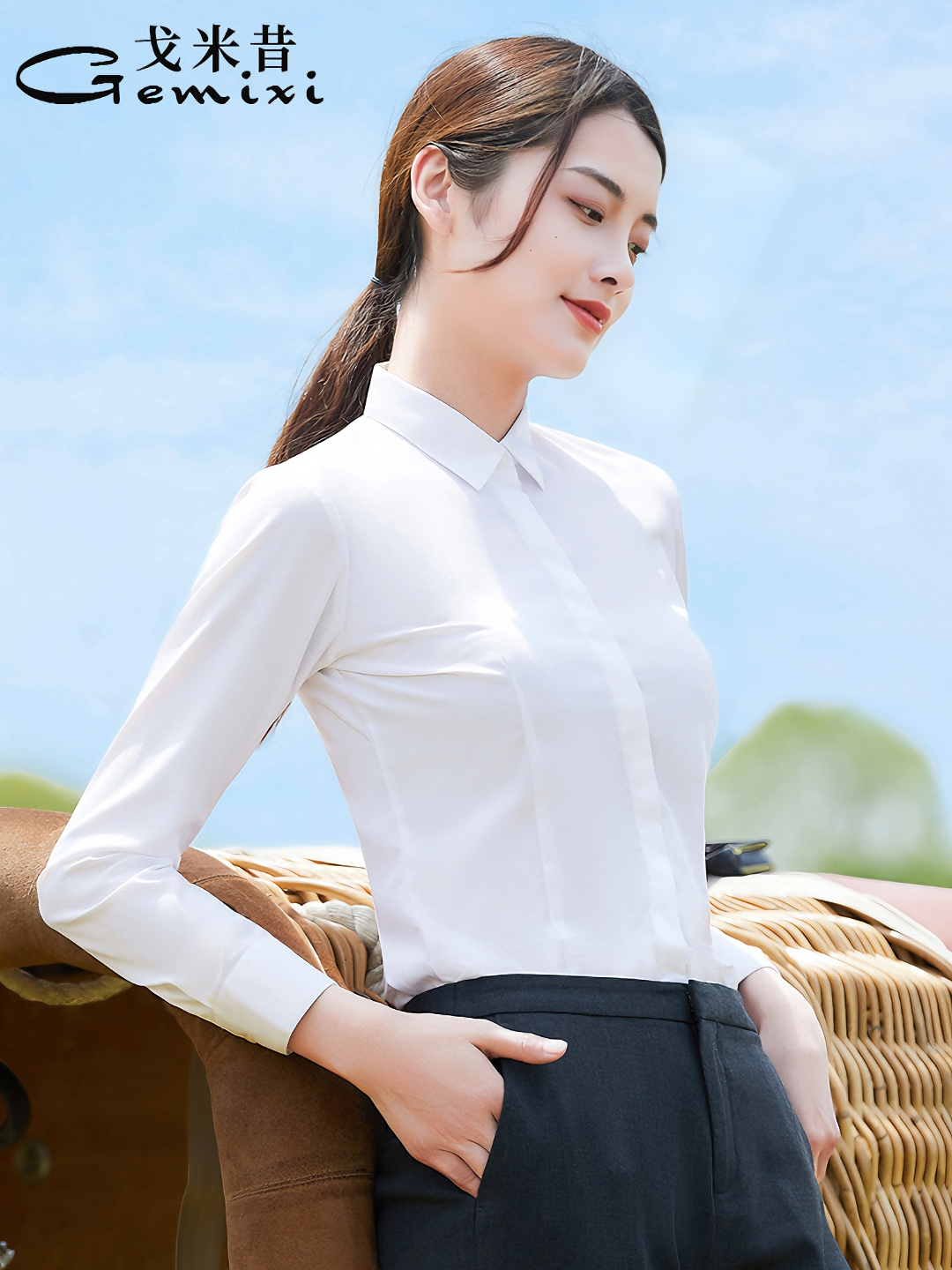 夏季 白衬衫 工作服 薄款 女短袖 蓝衬衣寸竹纤维v领气质工装 职业正装