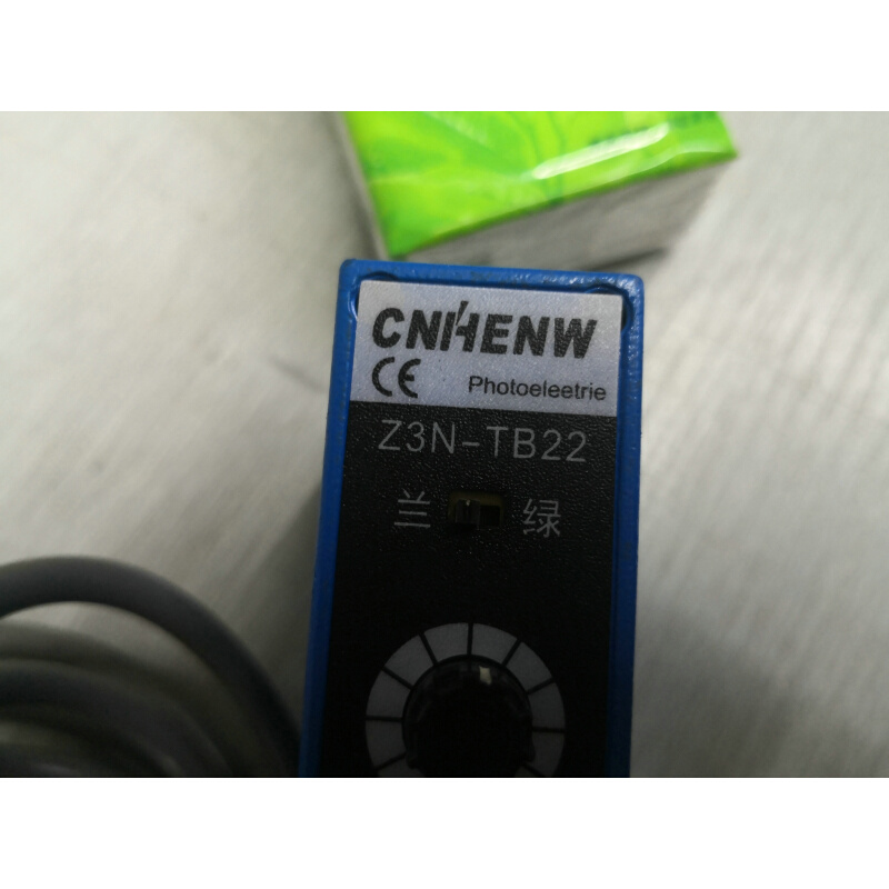 Z3N TB22色标传感器 T22 制袋机光电眼颜色感应纠偏跟踪器Z3N