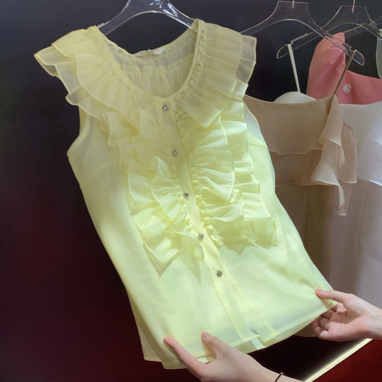 魅鹊定制2024夏季 设浪漫仙女荷叶边柠檬黄色两件套衬衫 泰版 新款