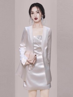白色西装 外套抹胸两件套 2024春装 新款 高端轻奢女神范职业套装 女装