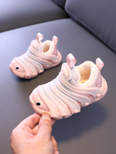 婴儿毛毛虫学步鞋 2岁女童软底机能棉鞋 子加绒0一1 秋冬男童宝宝鞋