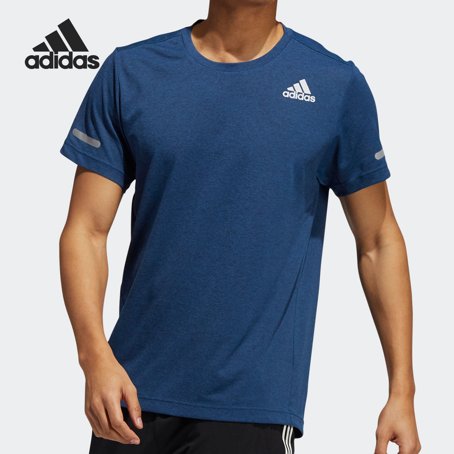 HB8520 夏新款 透气男子训练运动短袖 T恤 阿迪达斯正品 Adidas