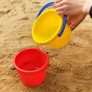 单个儿童沙滩玩具桶钓鱼桶戏水玩水桶宝宝男女孩塑料桶挖沙子工具