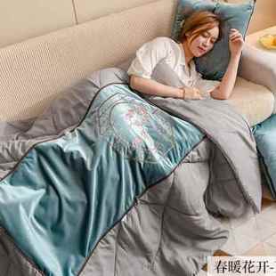 抱枕被中国风多功能丝光绒三合一折叠沙发靠枕汽车两用空调被 新款