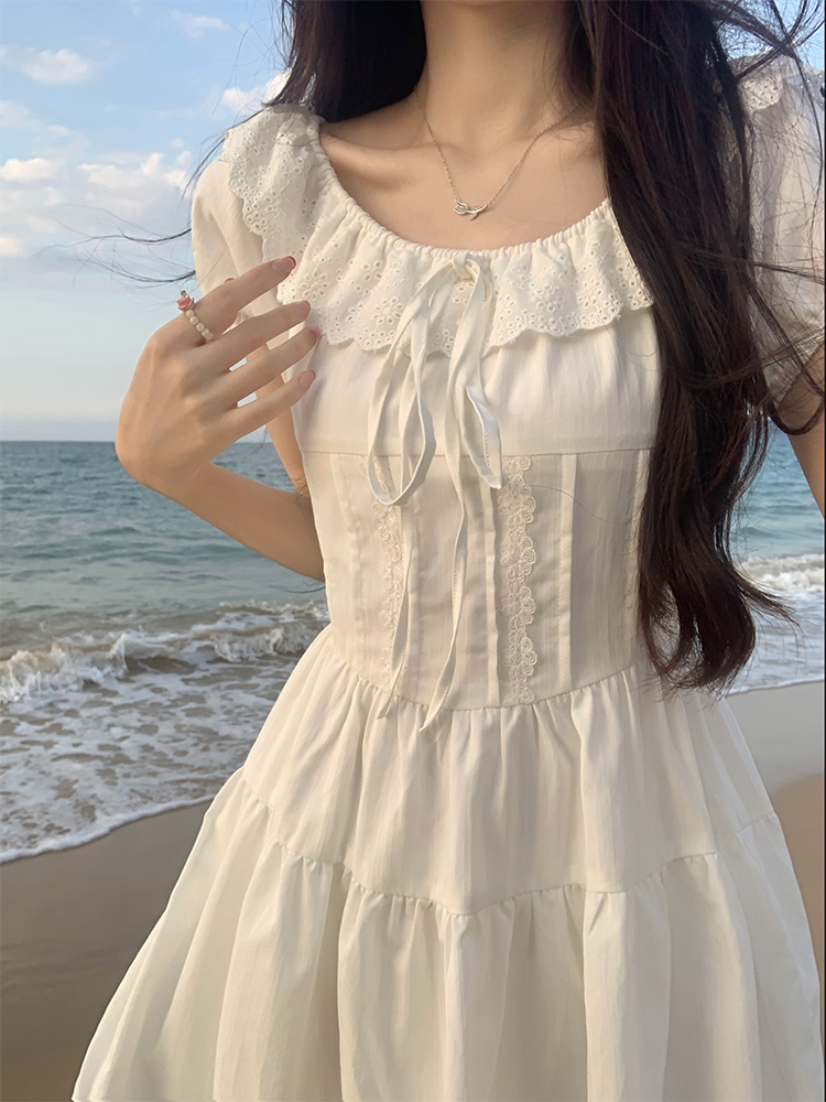 一颗甜桃yikett 连衣裙女短袖 夏季 a字花边白色短裙子 少女与海