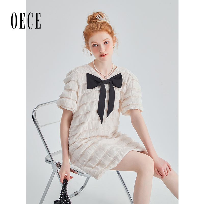 Oece法式 女装 新款 甜美减龄设计感裙子 复古蝴蝶结连衣裙夏季