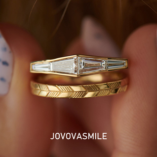 独特复古小众原创设计定制订婚戒 对称T形莫桑18k金戒指高级感法式