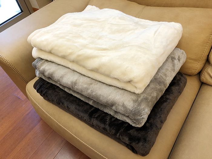 140 素色拉舍尔单层毯毛毯毯子盖毯沙发毯膝盖毯规格：100