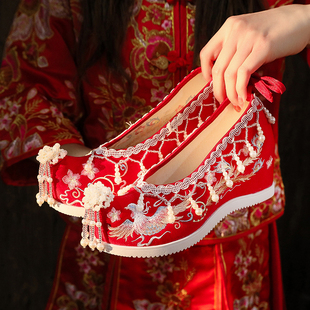 中式 红色汉服鞋 新娘古装 子女春季 绣花鞋 复古低跟流苏配秀禾服婚鞋