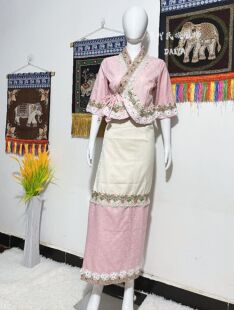 西双版 日常生活装 傣族服饰女上衣筒裙高端旅游写真套装 纳新款