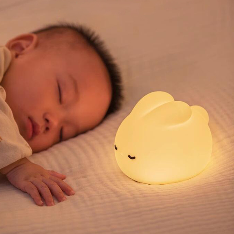 新生月子小夜灯卧室婴儿喂奶护眼宝宝专用夜间睡眠拍拍兔子床头灯