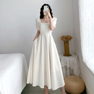 白色连衣裙女夏2024新款 法式 初恋长裙 收腰显瘦方领复古气质泡泡袖