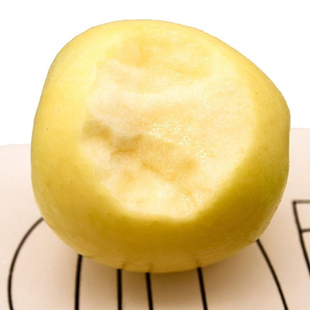 奶油苹果瑕疵果不影响食用不售后介意勿拍不售后山东烟台红富士