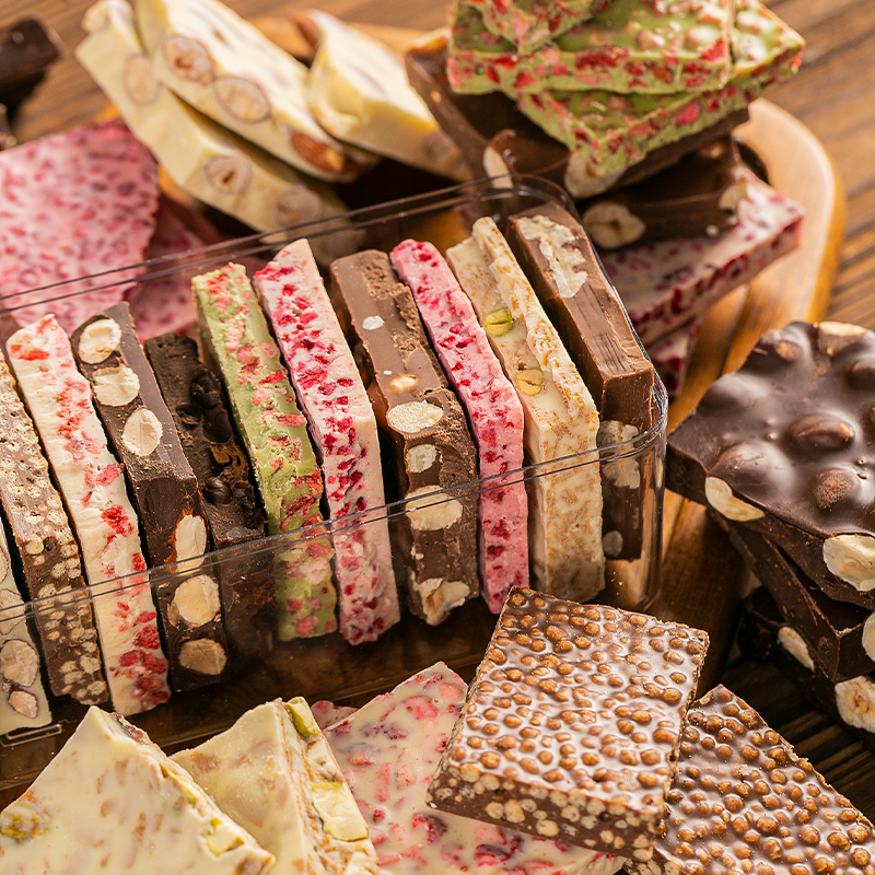 怡浓金典坚果巧克力板块360g可可脂榛子巴旦木巧克力锤零食礼盒装