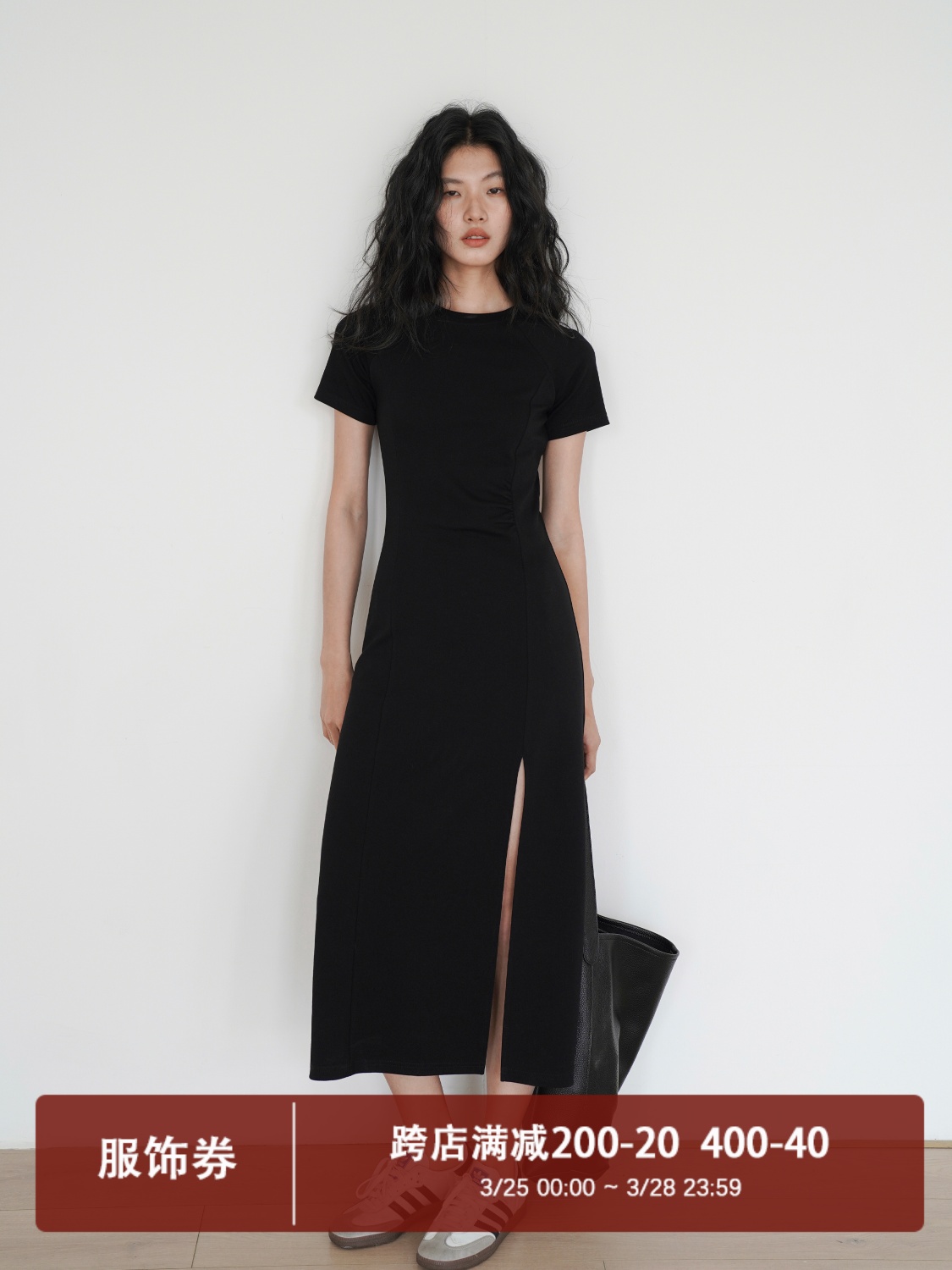 EighthMonth 黑色开叉显身材短袖 设计感显瘦气质裙子 连衣裙女夏季