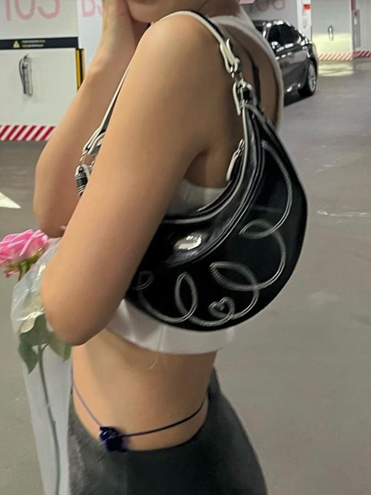甜酷辣妹包包2023新款 韩国小众设计师款 刺绣单肩腋下包 月牙包时尚