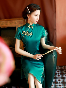 绿色旗袍2022年新款 老上海中国风日常生活装 中长款 连衣裙 复古时尚