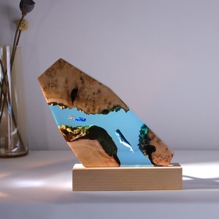 置实木树脂灯生日礼物饰品 创意海洋溶洞鲸鱼潜水员桌面摆件艺术装