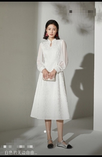 春秋新款 专柜价1199 连衣裙 白色新中式 哥b邦 浮雕花长款 品牌女装