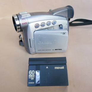 Canon 佳能 摄像机家用手持DV带视频播放采集摄影机 MV750i数码